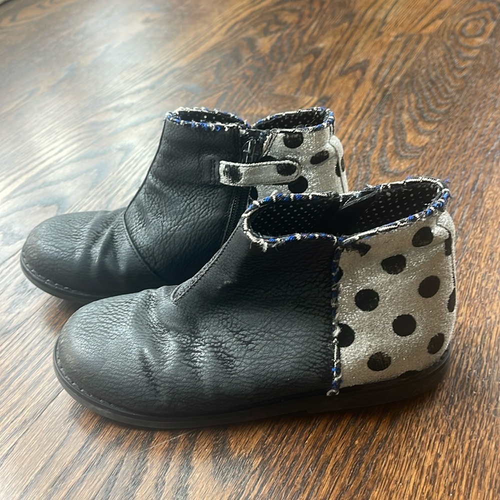 Booties. Toddler size 12